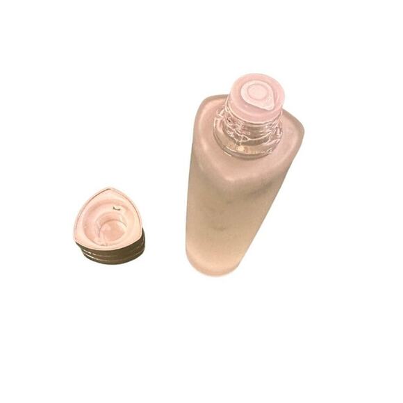 Estée Lauder Micro Essence: Skin Activating Treatment Lotion - Picture 5 of 6